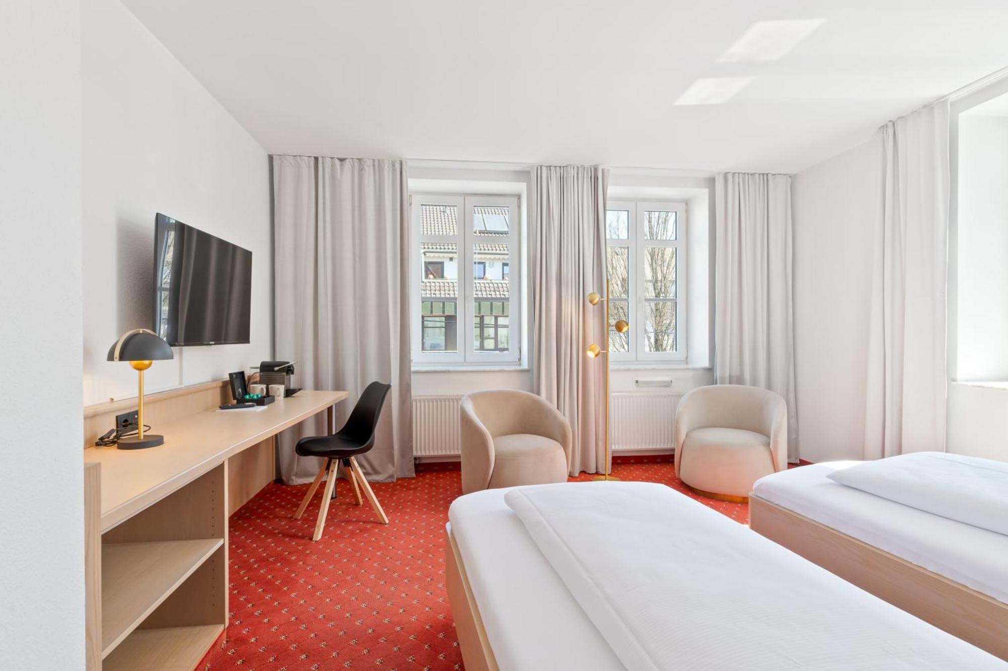 Steiners Hotel Airport-Messe Stuttgart Exterior photo